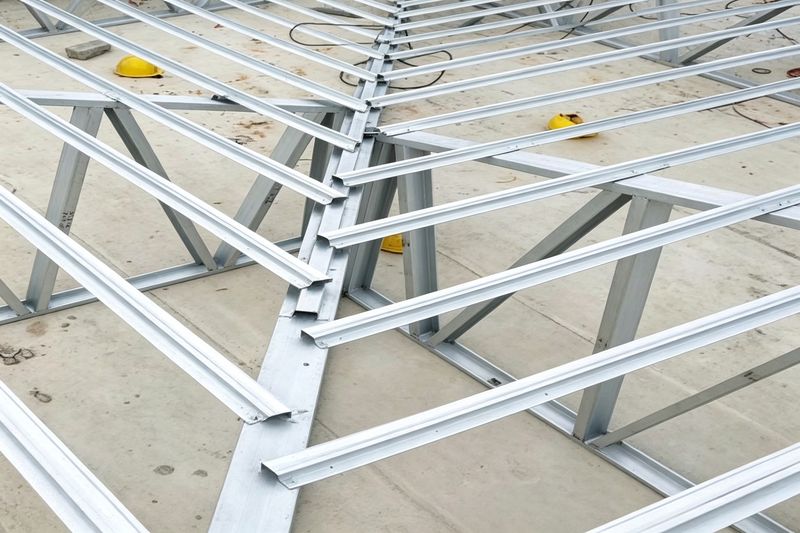 0.5mm 0.7mm Corrosion Resistant Metal Roofing Batten